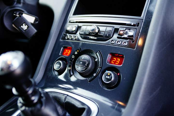 Peugeot 5008 I facelifting 2014 — zdjęcie 26