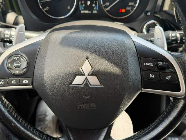 Mitsubishi Outlander III facelifting 2 2015 — zdjęcie 12