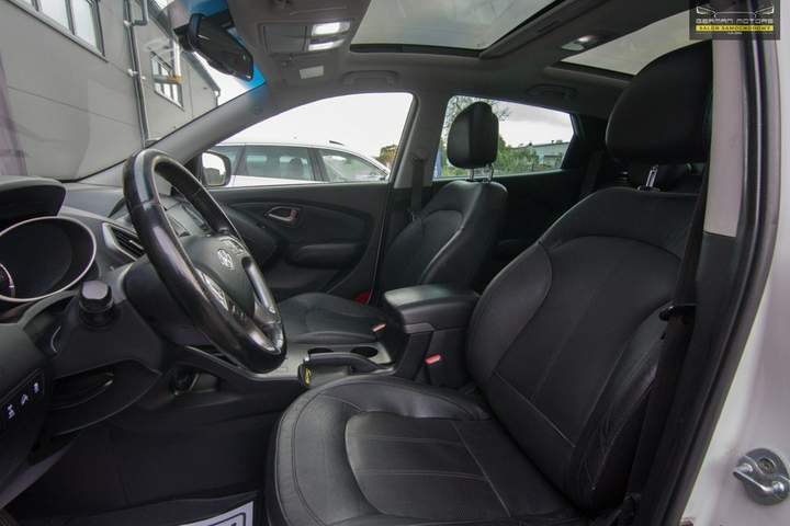 Hyundai ix35 I facelifting 2015 — zdjęcie 22