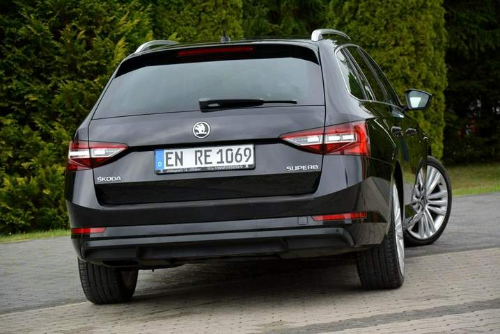 Skoda Superb III 2016 — zdjęcie 13