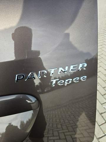 Peugeot Partner II facelifting 2012 — zdjęcie 18