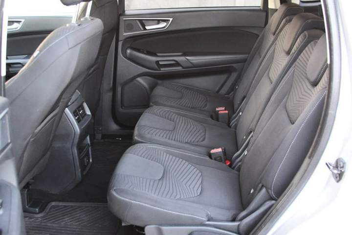 Ford S-MAX II 2016 — zdjęcie 17