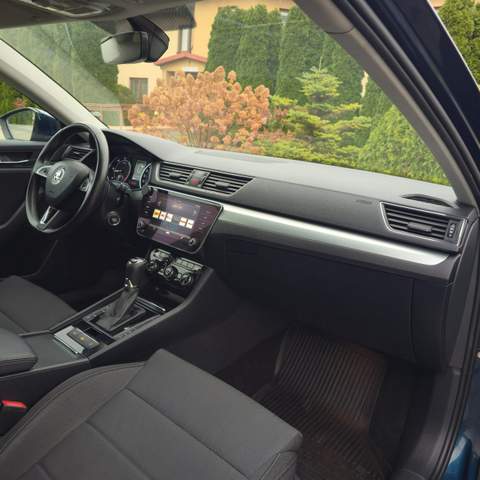 Skoda Superb III 2018 — zdjęcie 27