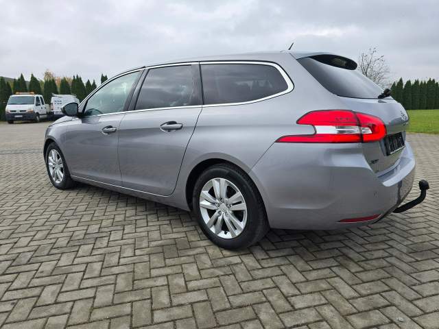 Peugeot 308 II 2014 — zdjęcie 12
