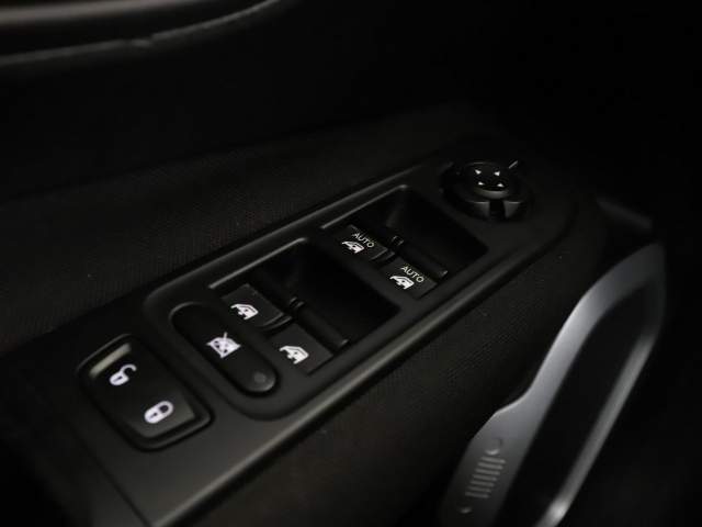 Jeep Renegade I 2017 — zdjęcie 27