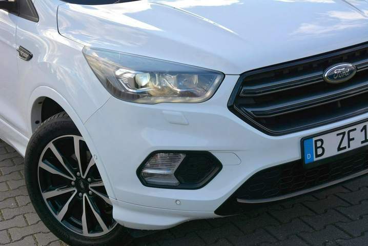 Ford Kuga II facelifting 2018 — zdjęcie 7