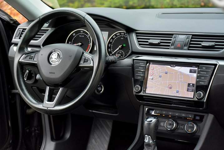 Skoda Superb III 2016 — zdjęcie 19