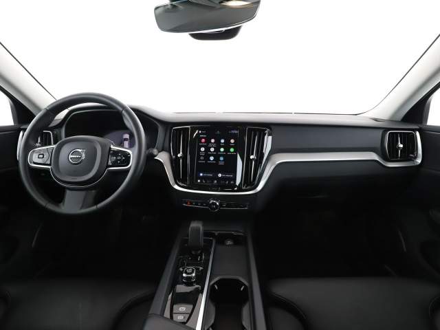 Volvo V60 II 2022 — zdjęcie 15