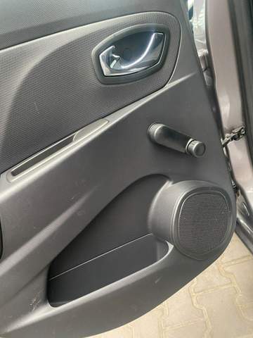 Renault Clio IV 2013 — zdjęcie 28