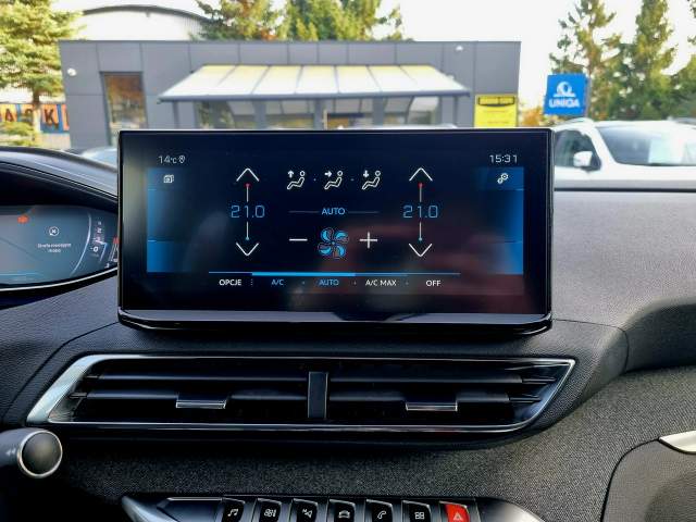 Peugeot 3008 II facelifting 2023 — zdjęcie 22