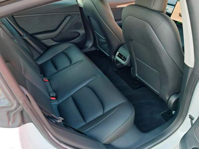 Tesla Model 3 I 2023 — zdjęcie 37