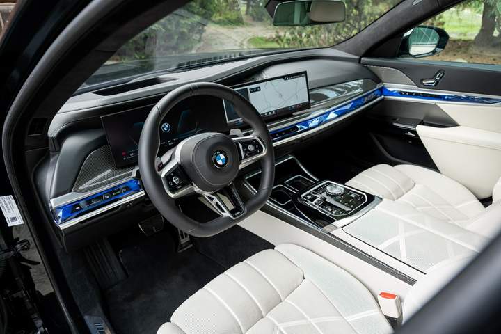 BMW 7 serii VII (G70) 2025 — zdjęcie 37