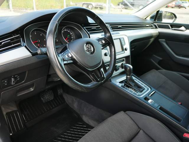 Volkswagen Passat B8 2015 — zdjęcie 18