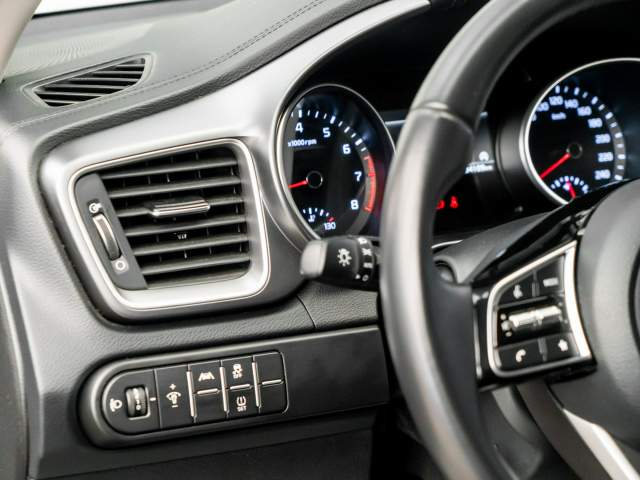 Kia Ceed III facelifting 2024 — zdjęcie 24