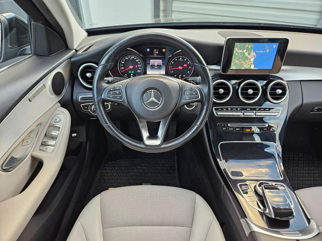 Mercedes-Benz C-Klasa IV (W205) facelifting 2018 — zdjęcie 8