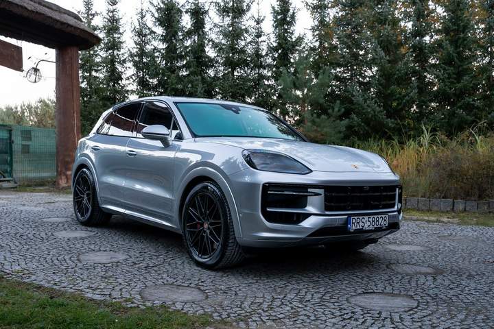Porsche Cayenne III facelifting 2024 — zdjęcie 10