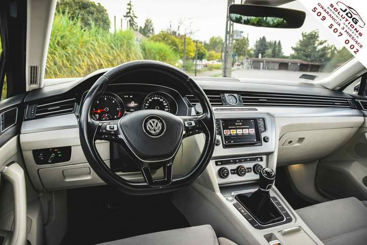 Volkswagen Passat B8 2017 — zdjęcie 15
