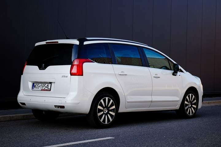Peugeot 5008 I facelifting 2014 — zdjęcie 7