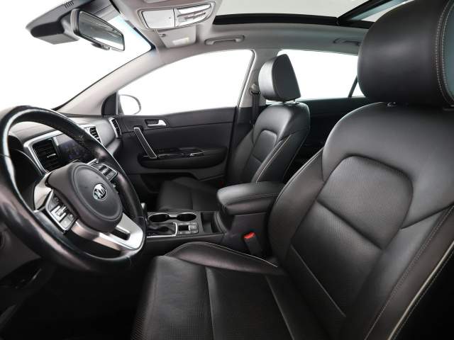 Kia Sportage IV facelifting 2020 — zdjęcie 13