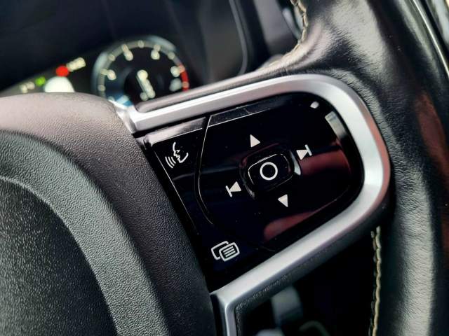 Volvo V60 II 2019 — zdjęcie 21