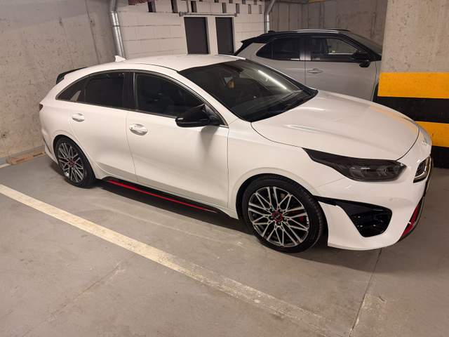 Kia Proceed I facelifting 2022 — zdjęcie 24