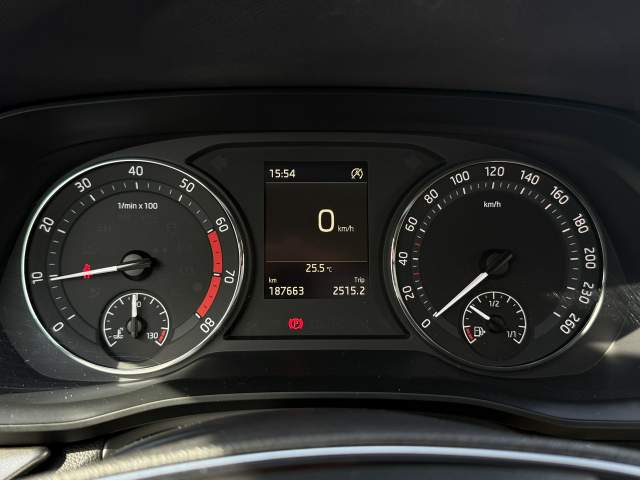Skoda Octavia III (A7) facelifting 2022 — zdjęcie 17