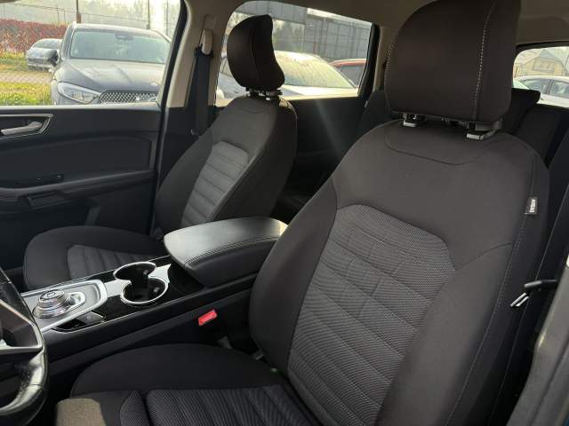 Ford S-MAX II facelifting 2020 — zdjęcie 13