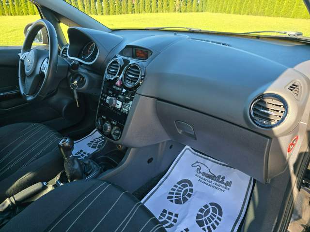 Opel Corsa D facelifting I 2010 — zdjęcie 21