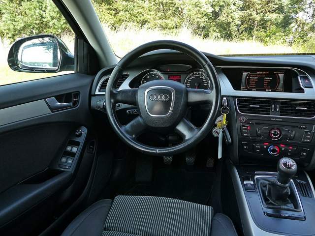 Audi A4 IV (B8) 2008 — zdjęcie 36