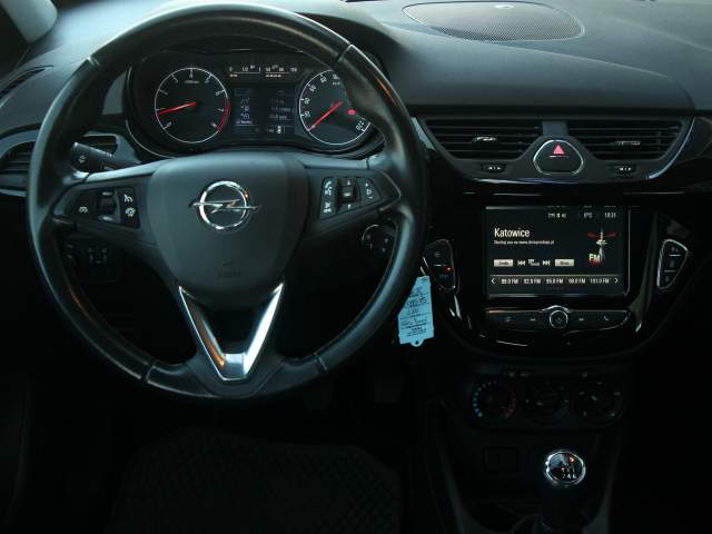 Opel Corsa E 2019 — zdjęcie 18
