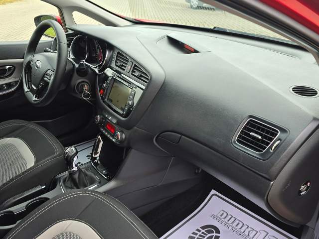Kia Ceed II 2013 — zdjęcie 23