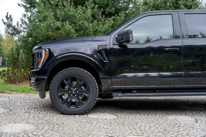 Ford F-150 XIV 2022 — zdjęcie 8