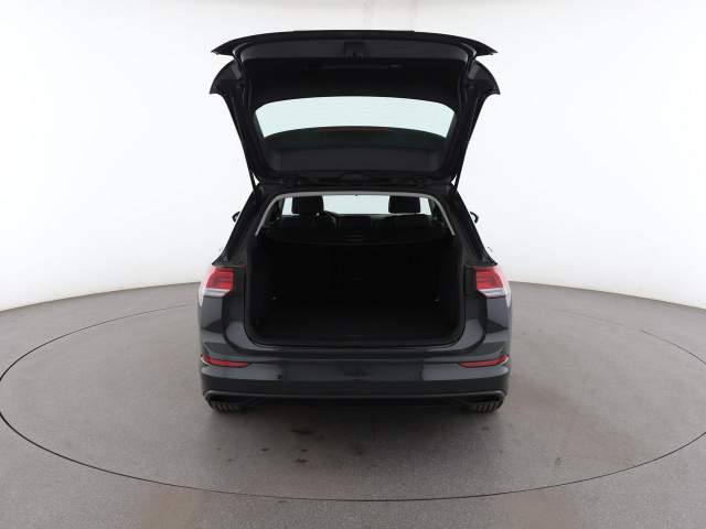 Volkswagen Golf VIII 2022 — zdjęcie 15