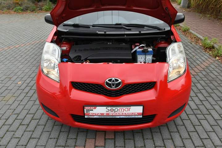 Toyota Yaris II facelifting 2009 — zdjęcie 24