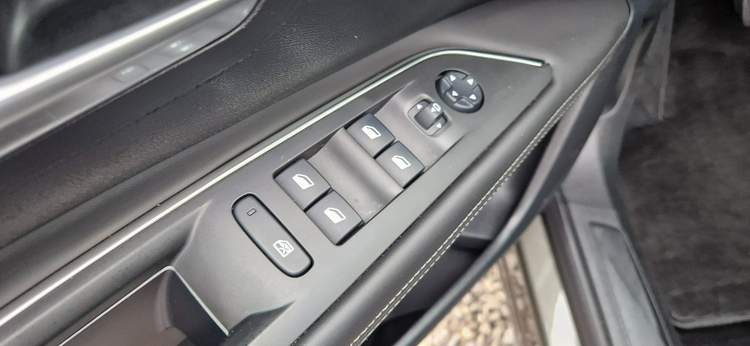 Peugeot 3008 II 2018 — zdjęcie 27