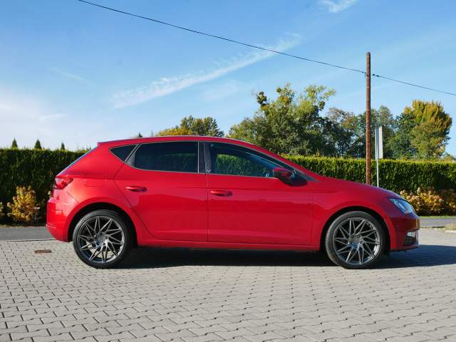 SEAT Leon III facelifting 2019 — zdjęcie 13