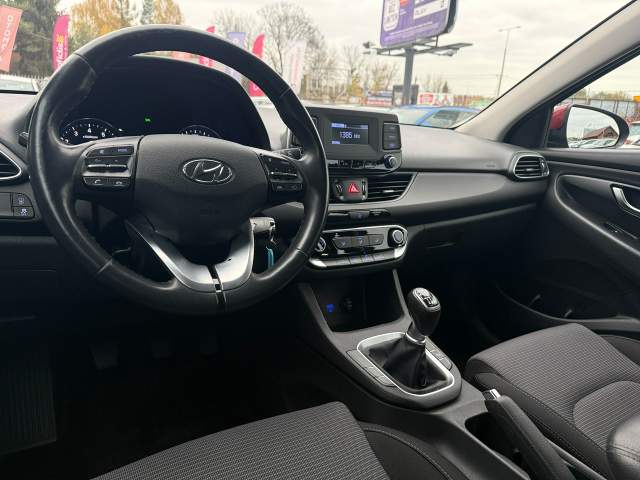 Hyundai i30 III facelifting 2 2021 — zdjęcie 13