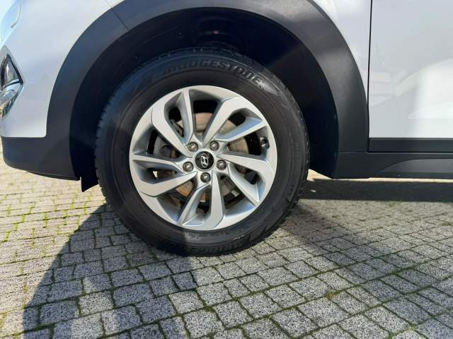 Hyundai Tucson III 2016 — zdjęcie 9