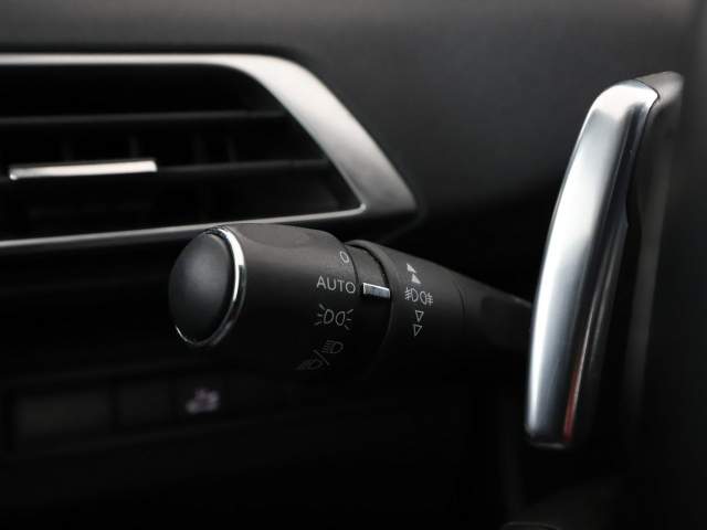 Peugeot 3008 II 2018 — zdjęcie 35