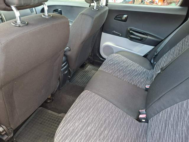 Kia Ceed I 2009 — zdjęcie 6