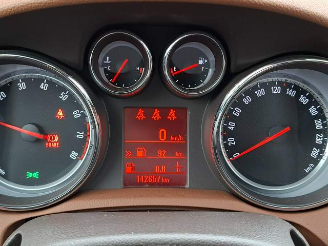 Opel Mokka I 2013 — zdjęcie 18