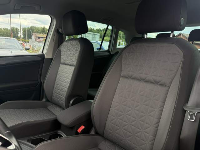 Volkswagen Tiguan II 2021 — zdjęcie 11