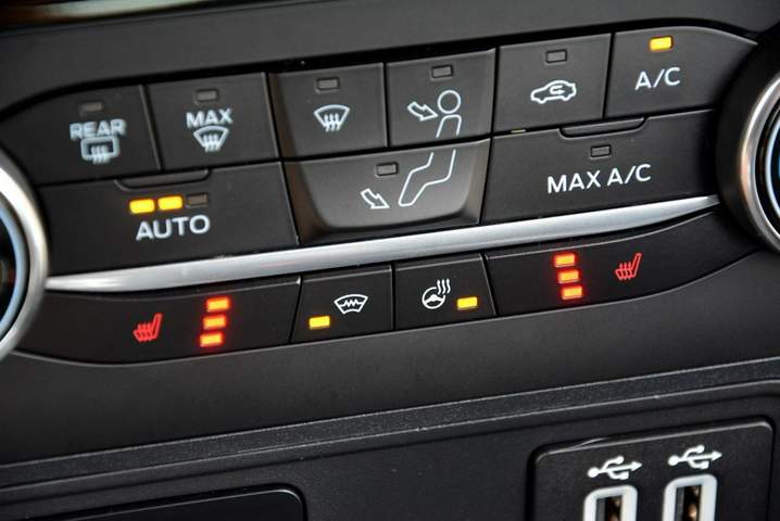 Ford EcoSport II facelifting 2020 — zdjęcie 27