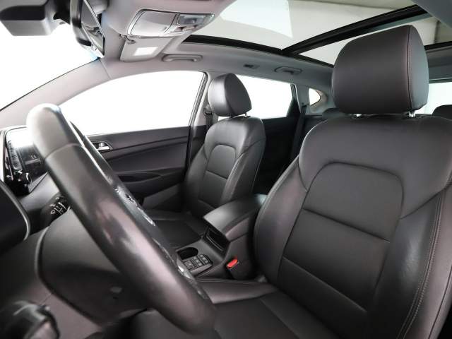 Hyundai Tucson III 2018 — zdjęcie 13