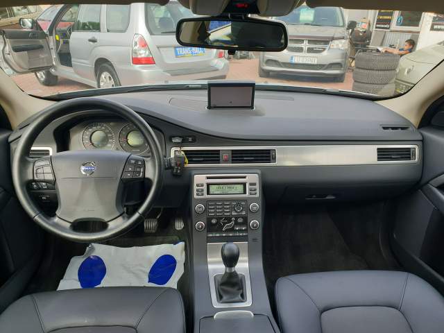 Volvo V70 III 2009 — zdjęcie 20