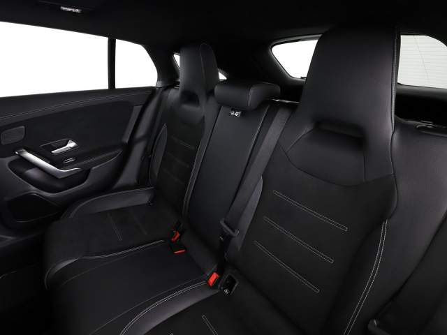 Mercedes-Benz CLA II (C118, X118) 2021 — zdjęcie 17
