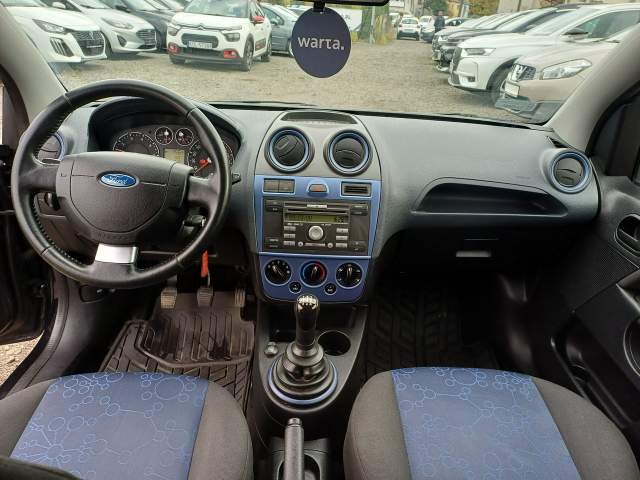 Ford Fiesta Mk6 2008 — zdjęcie 17