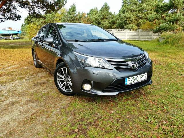 Toyota Avensis III facelifting 2013 — zdjęcie 4