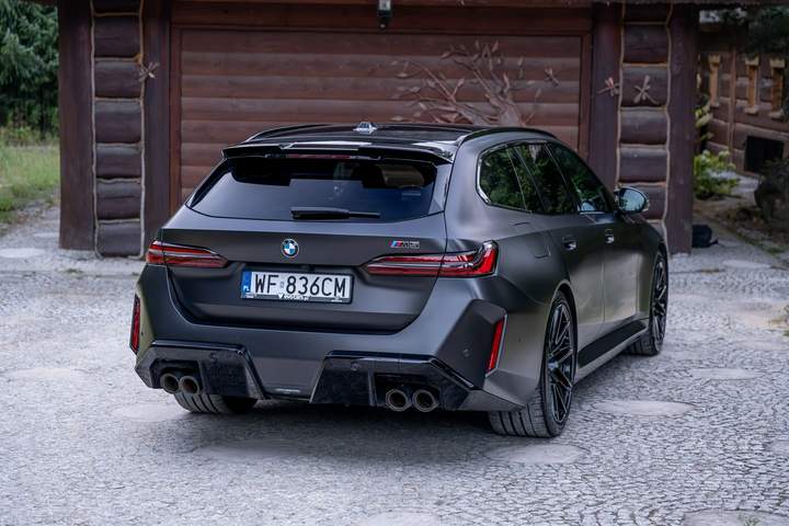 BMW M5 VII (G90) 2025 — zdjęcie 13