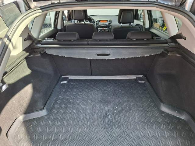 Kia Ceed I 2009 — zdjęcie 7
